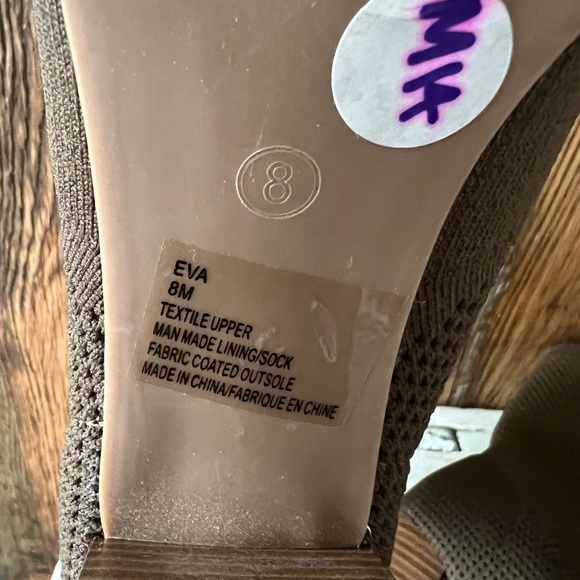 Charlotte Russe Olive Green Sock Heel - Picture 5 of 7